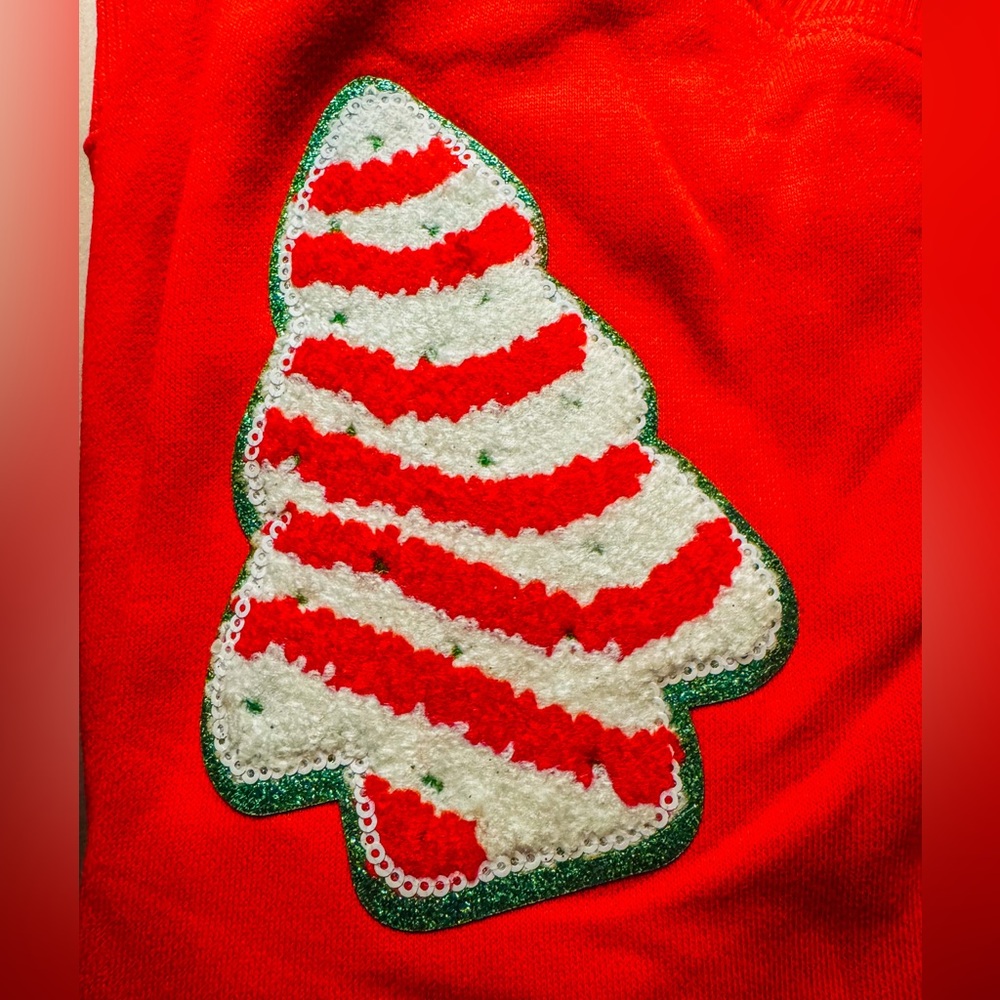 Red Christmas Tree Chenille Patched Drop Sweatershirt - Picture 8 of 8